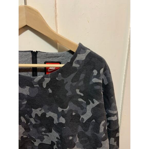 Nike Tech sweatshirt crewneck gray camo women's Size L - Picture 3 of 9